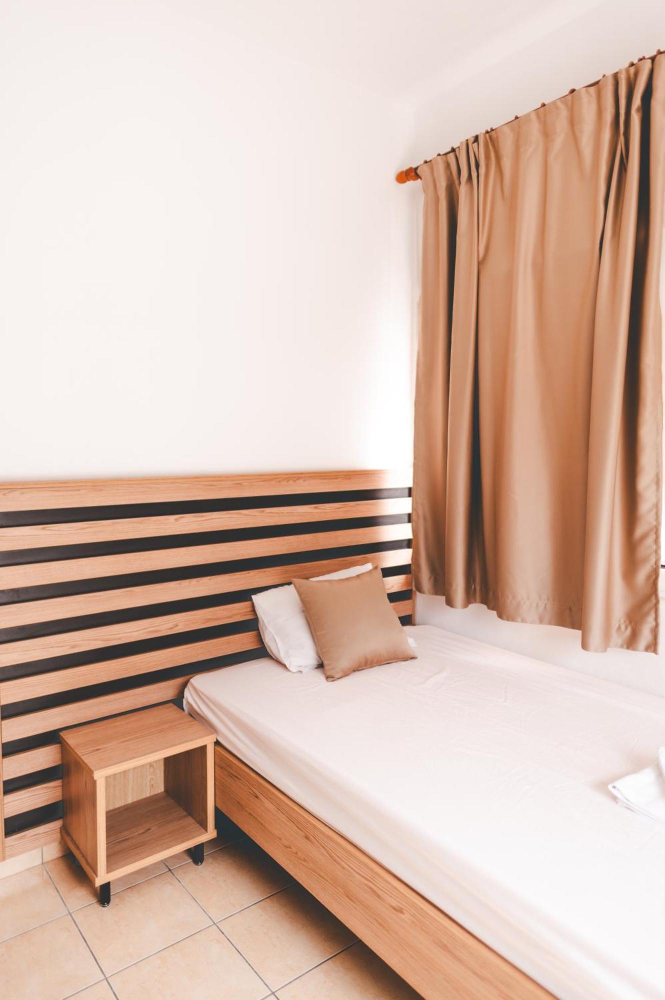 Μpasias Apartments Paralía Kültér fotó
