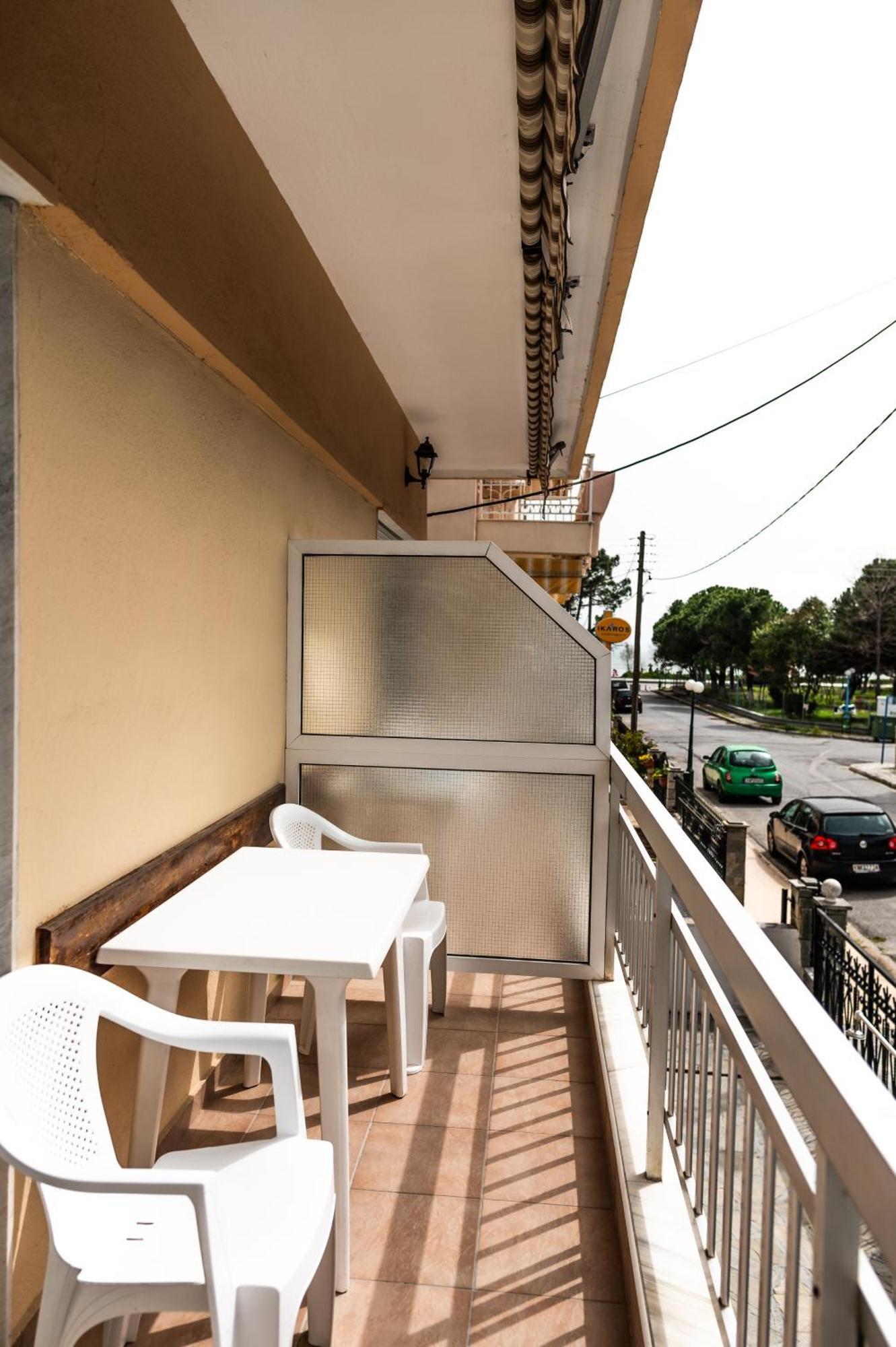 Μpasias Apartments Paralía Kültér fotó