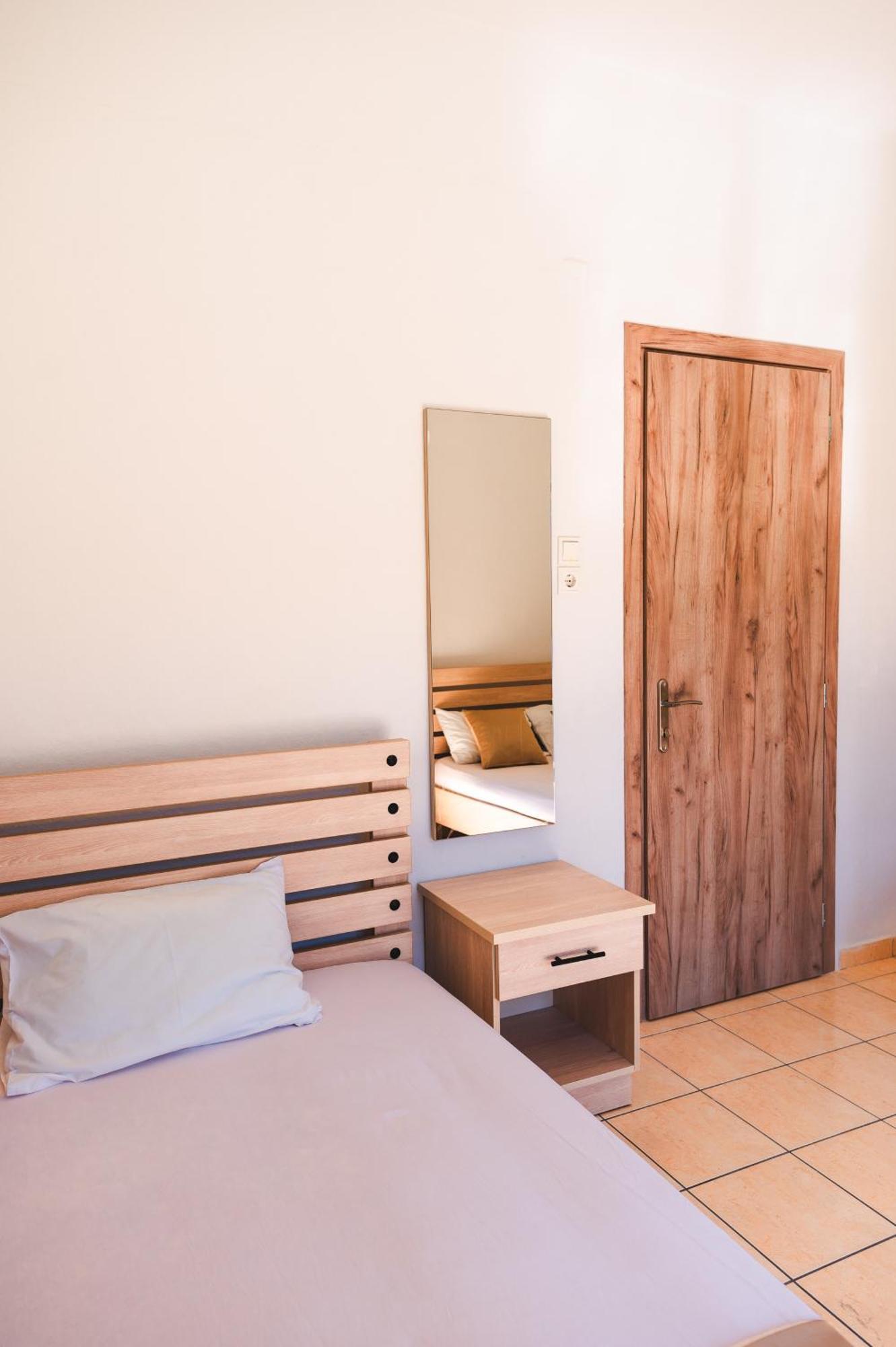 Μpasias Apartments Paralía Kültér fotó